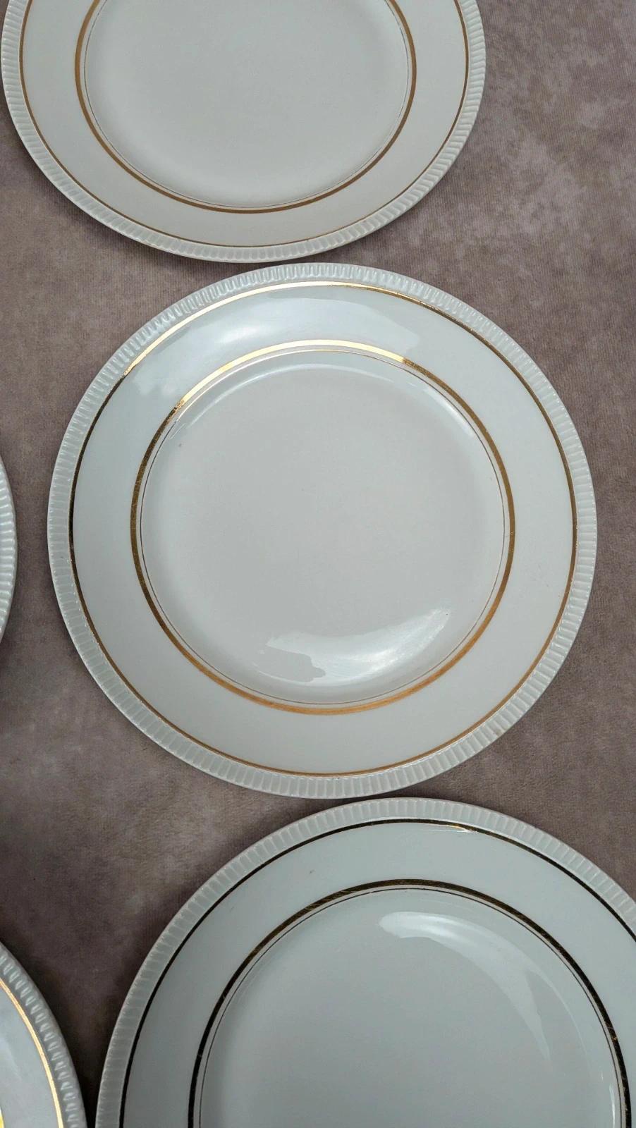 Lot de 6 assiettes plates anciennes porcelaine française