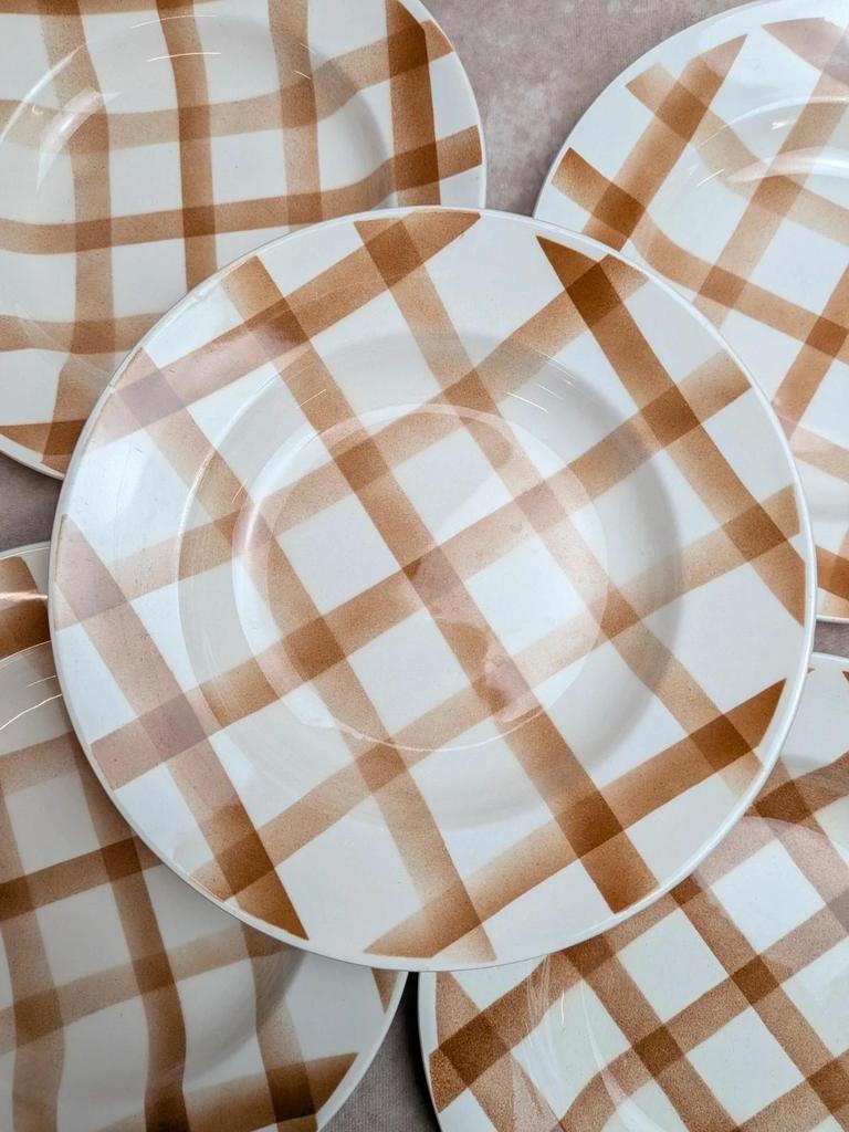 Lot de 6 assiettes creuses vintage Moulin des Loups – Décor à carreaux