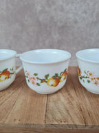Lot de 3 tasses à café Arcopal – motif pommes vintage
