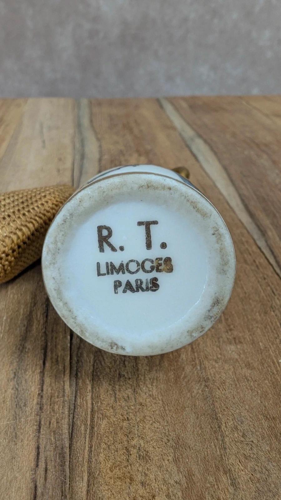 Petit flacon de parfum vintage – Rt Limoges Paris