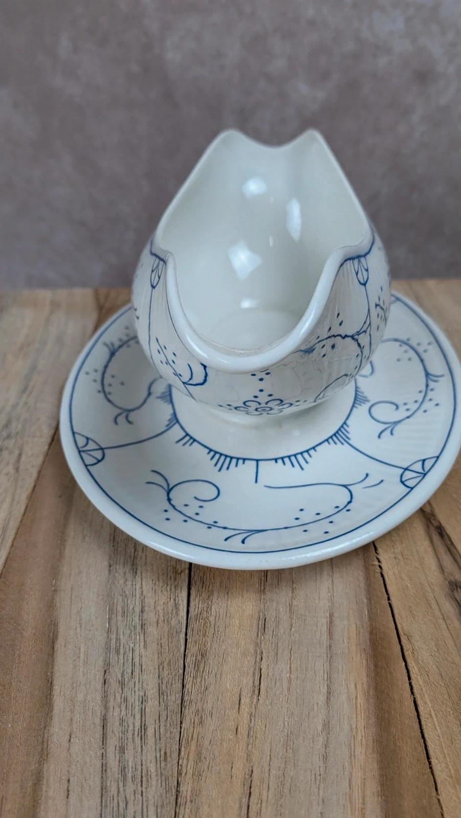 Saucière ancienne Boch décor bleu – charme campagne chic