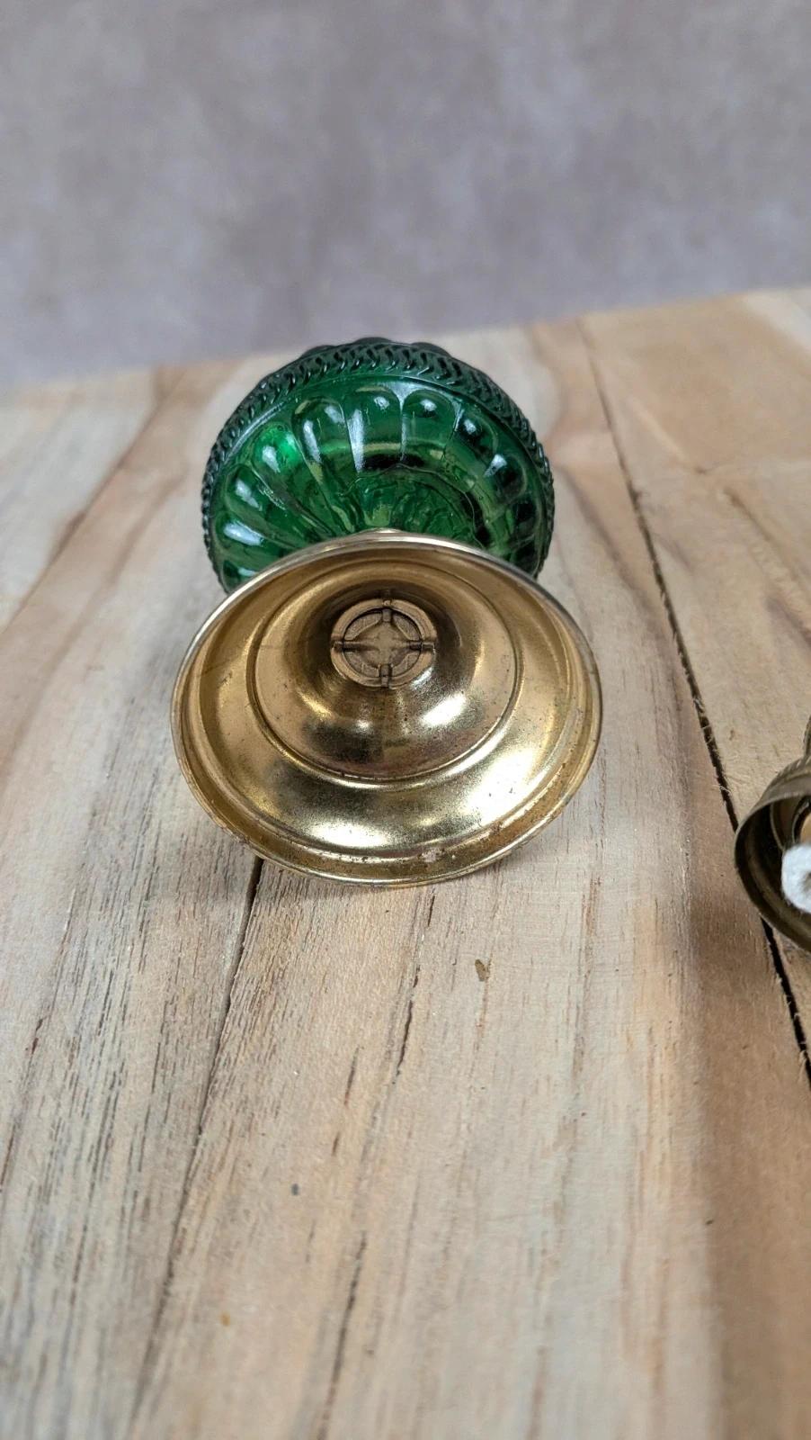 Lot de 2 lampes à huile vintage vertes
