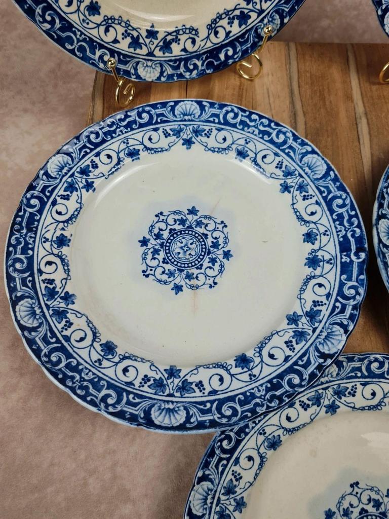 Assiettes anciennes Jules Vieillard Bordeaux – Service “louis Xv” lot de 5