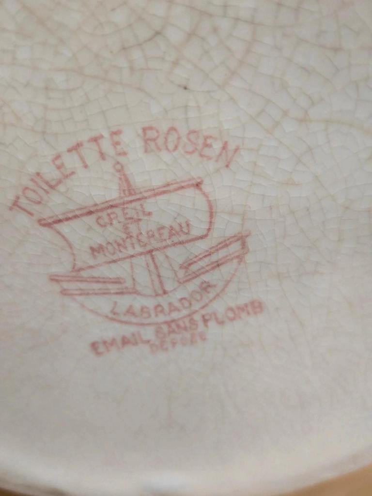 Ancien broc en terre de fer Creil et Montereau modèle Rosen