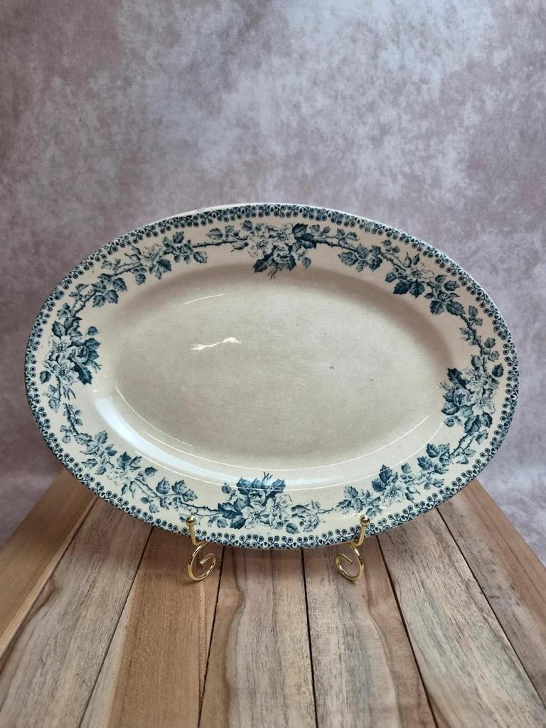Grand plat ovale Terre de Fer Hbcm Guadeloupe – Creil & Montereau – Décor bleu