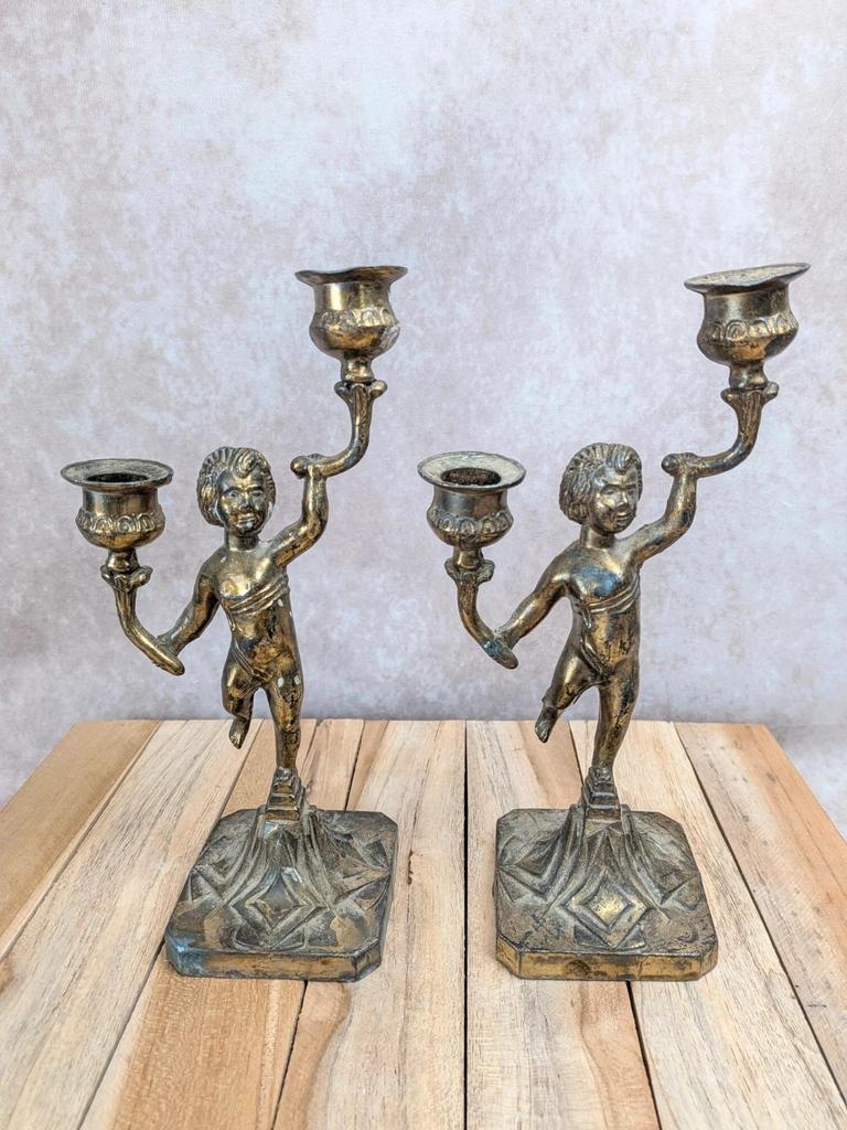 Paire de chandeliers en laiton à putti – 2 feux – vintage