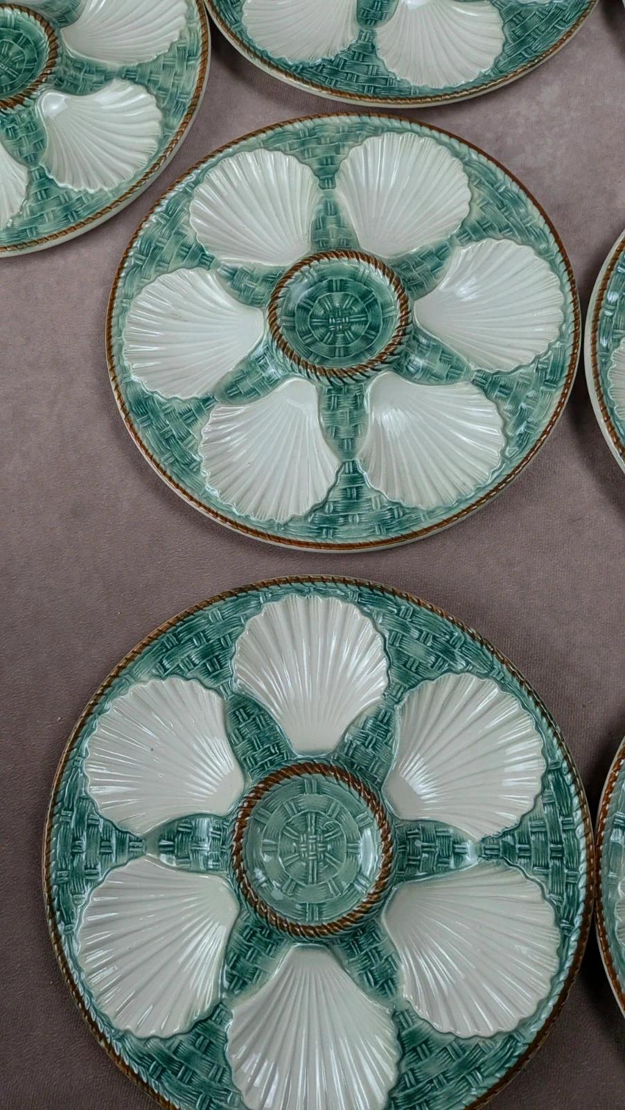 Service 12 assiettes à huîtres + grand plat Longchamp majolique vert coquillage vintage