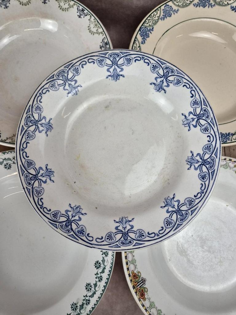 Lot de 6 assiettes creuses dépareillées vintage Terre de Fer & faïence ancienne