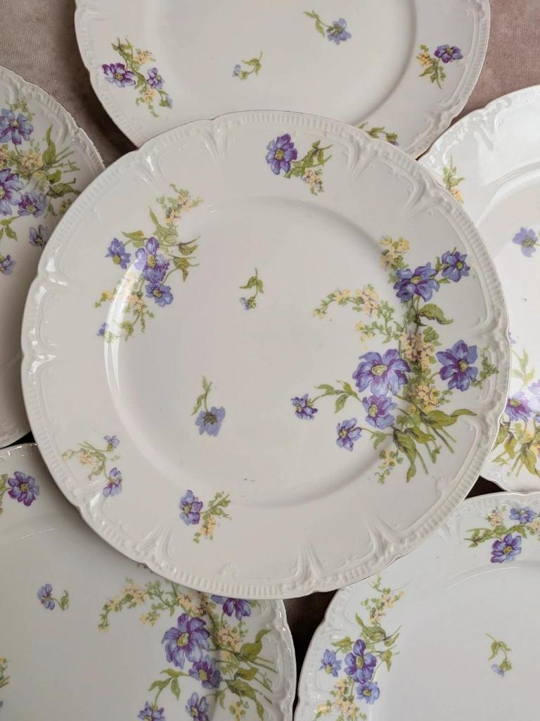 lot de 12 assiettes à dessert en porcelaine de Limoges Gda France – décor floral