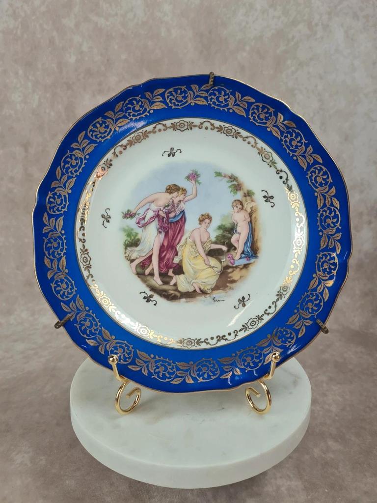Assiette décorative ancienne – Porcelaine de Limoges Singer, Paris