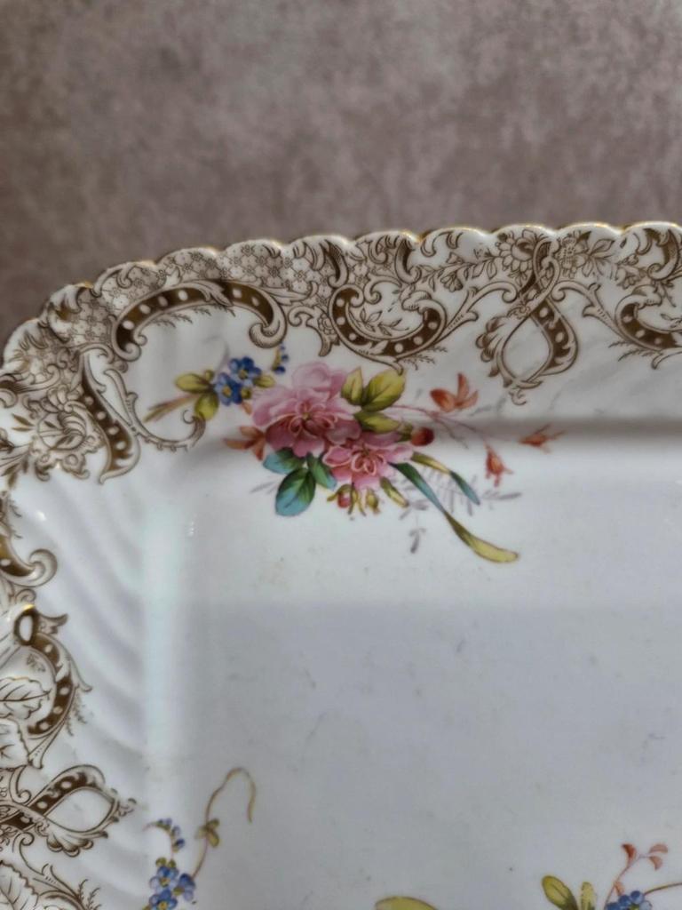Plateau carré ancien Sarreguemines décor floral doré style Louis Xv