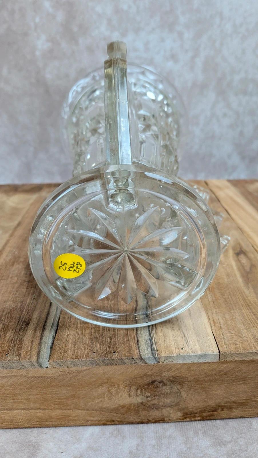 Vase Art Déco « Fusée » en verre moulé