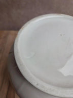 Ancien broc de toilette porcelaine de Paris Xixe décor doré
