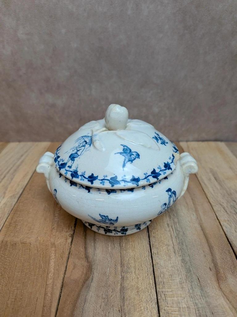 Mini soupière ancienne dinette Gien