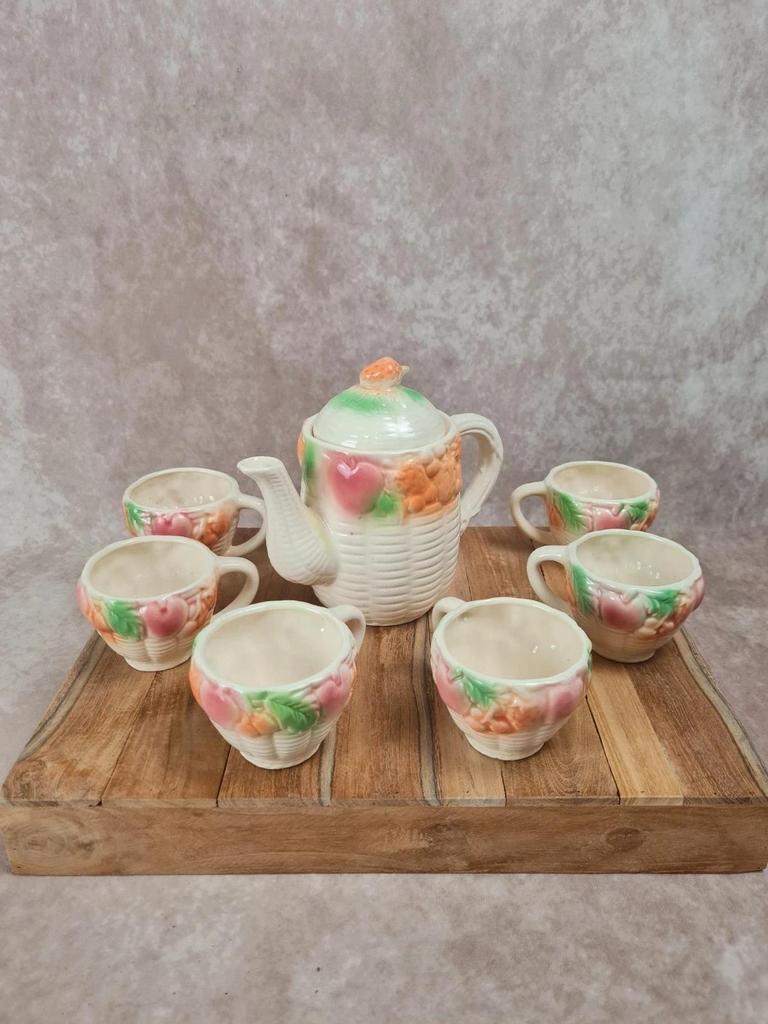 Adorable petit service à thé vintage en faïence colorée 🌸