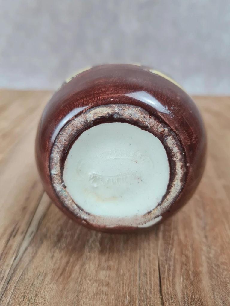 🌿 Petit vase cigale signé Jérôme Massier – Vallauris vintage