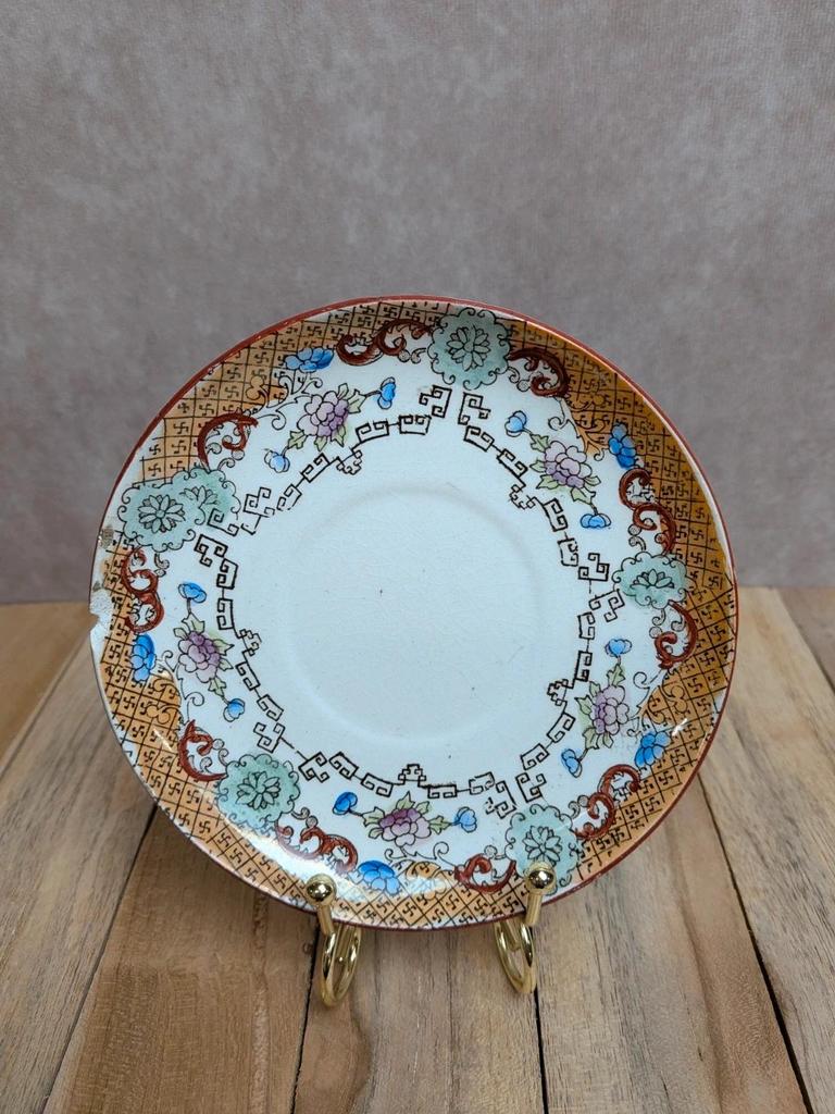 Soucoupe ancienne Terre de Fer Hb & Cie modèle Pékin