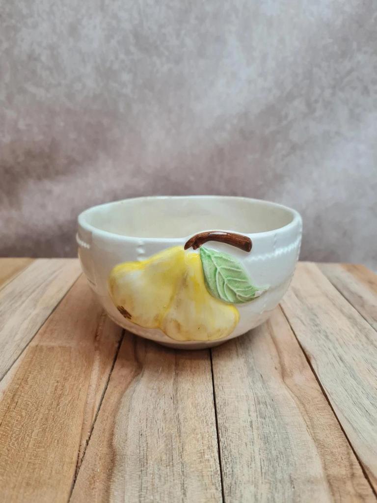 Bol en barbotine Martan Portugal décor poire – esprit campagne chic