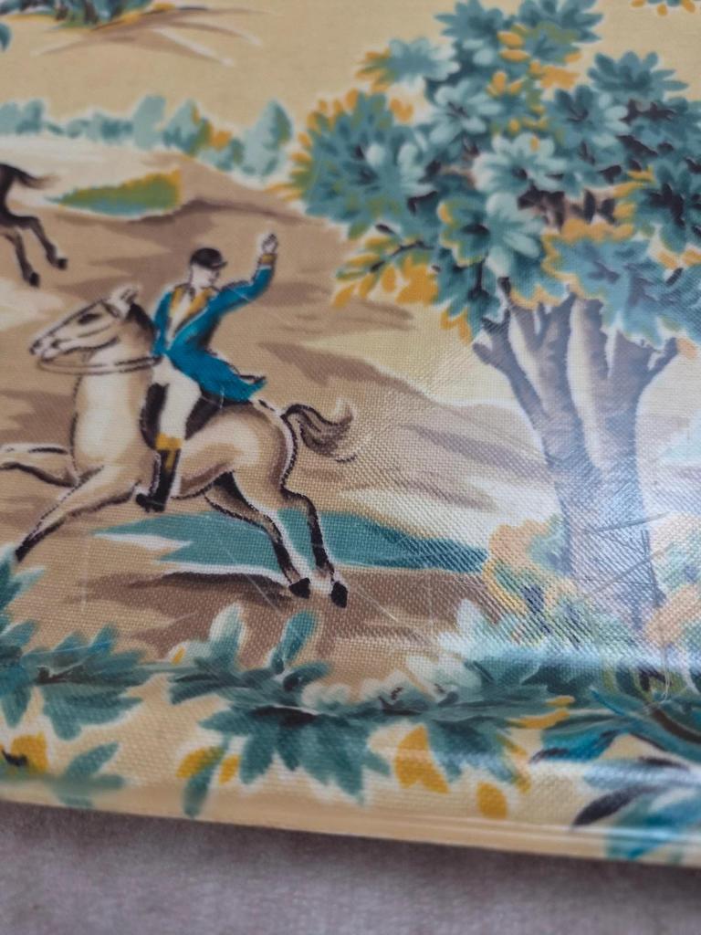 Plateau vintage Cima Paris décor chasse à courre en fibre de verre