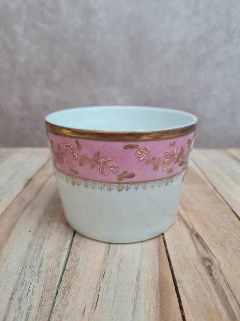 Grande tasse ancienne Limoges Giraud décor main doré rose