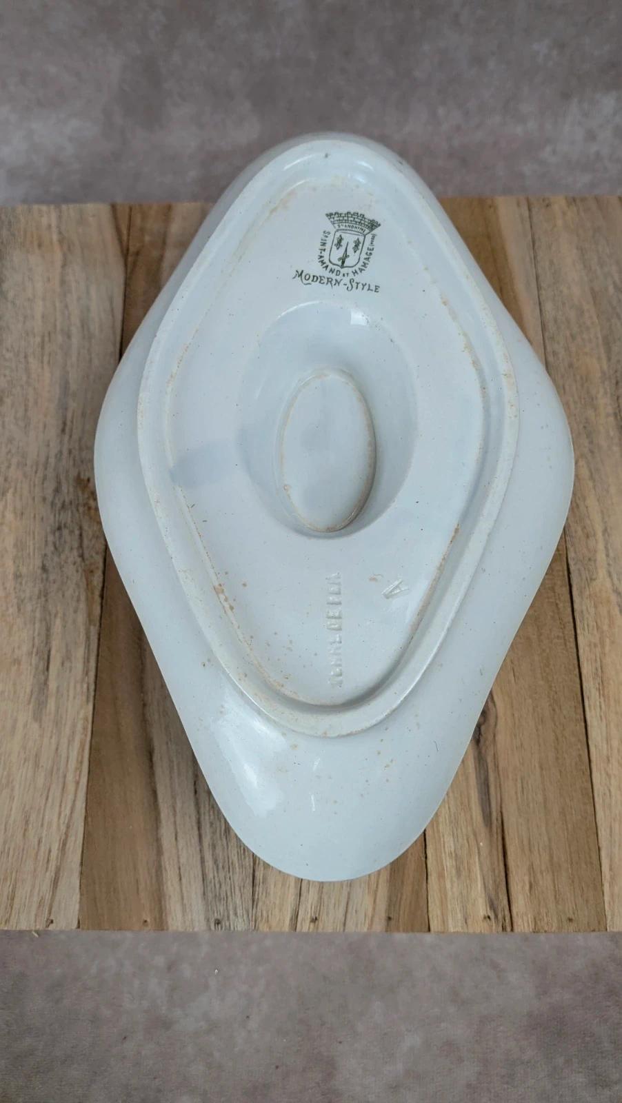 Saucière ancienne Saint-amand – Terre de fer – Modèle Modern Style