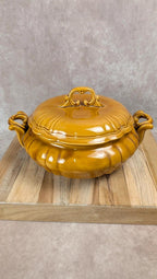 Soupière vintage en céramique émaillée jaune moutarde avec couvercle