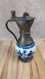 Pichet vintage Delft étain & faïence bleu – couvercle tête de bélier