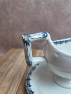 Saucière ancienne Sarreguemines forme Bambou – décor bleu non répertorié – terre de fer