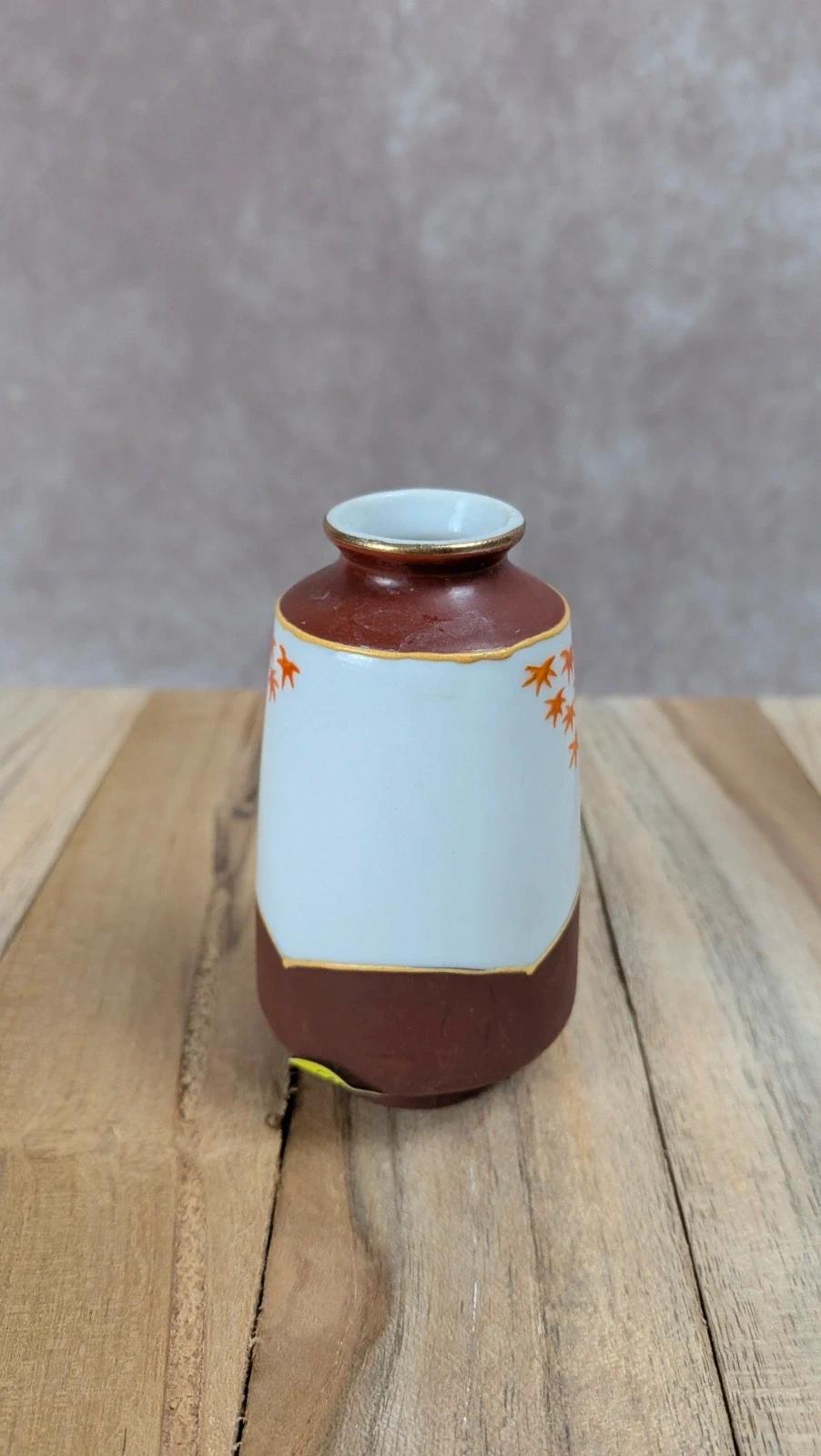 Vase miniature asiatique – décor samouraï