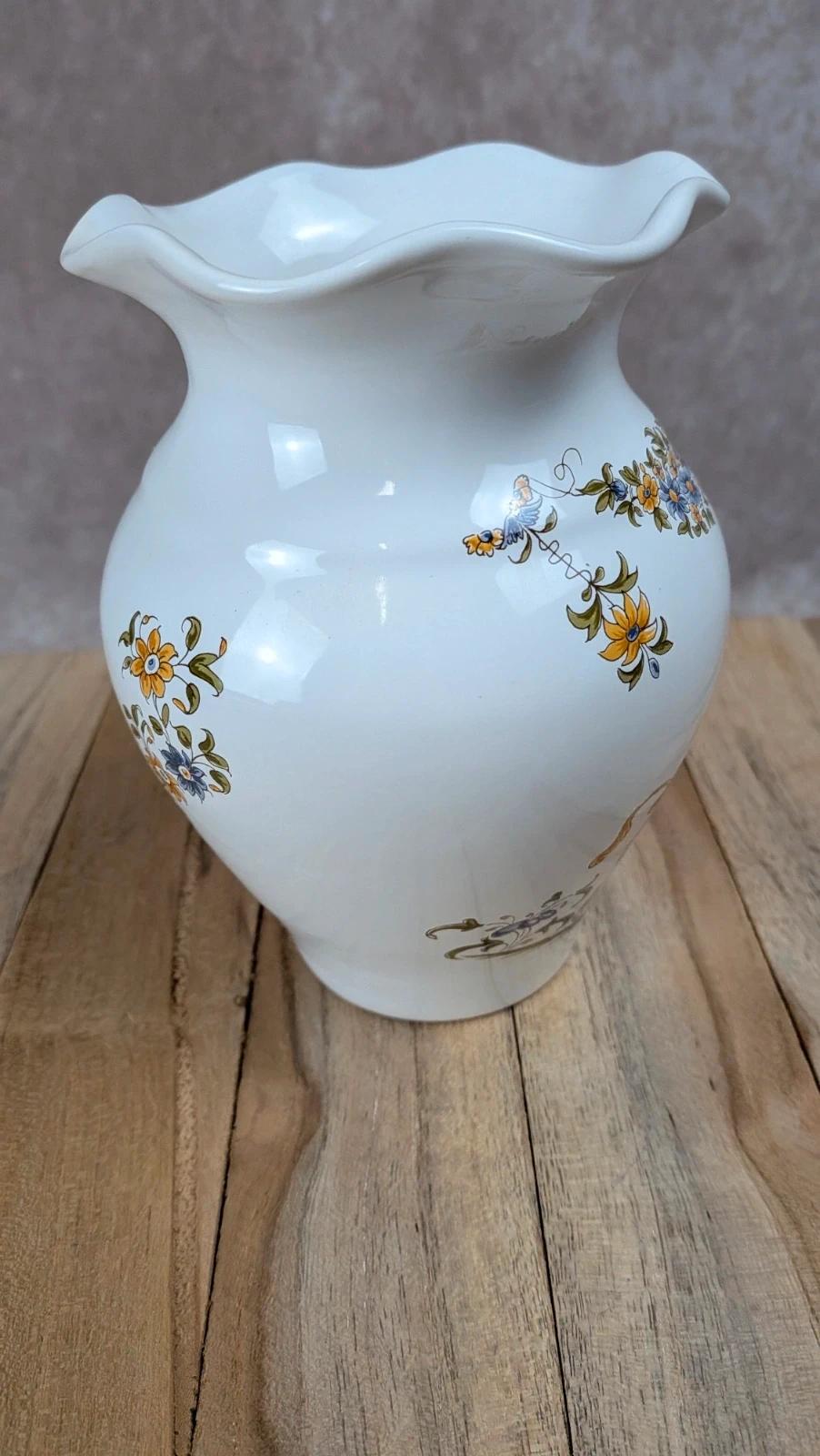 Vase faïence décor Moustiers style champêtre