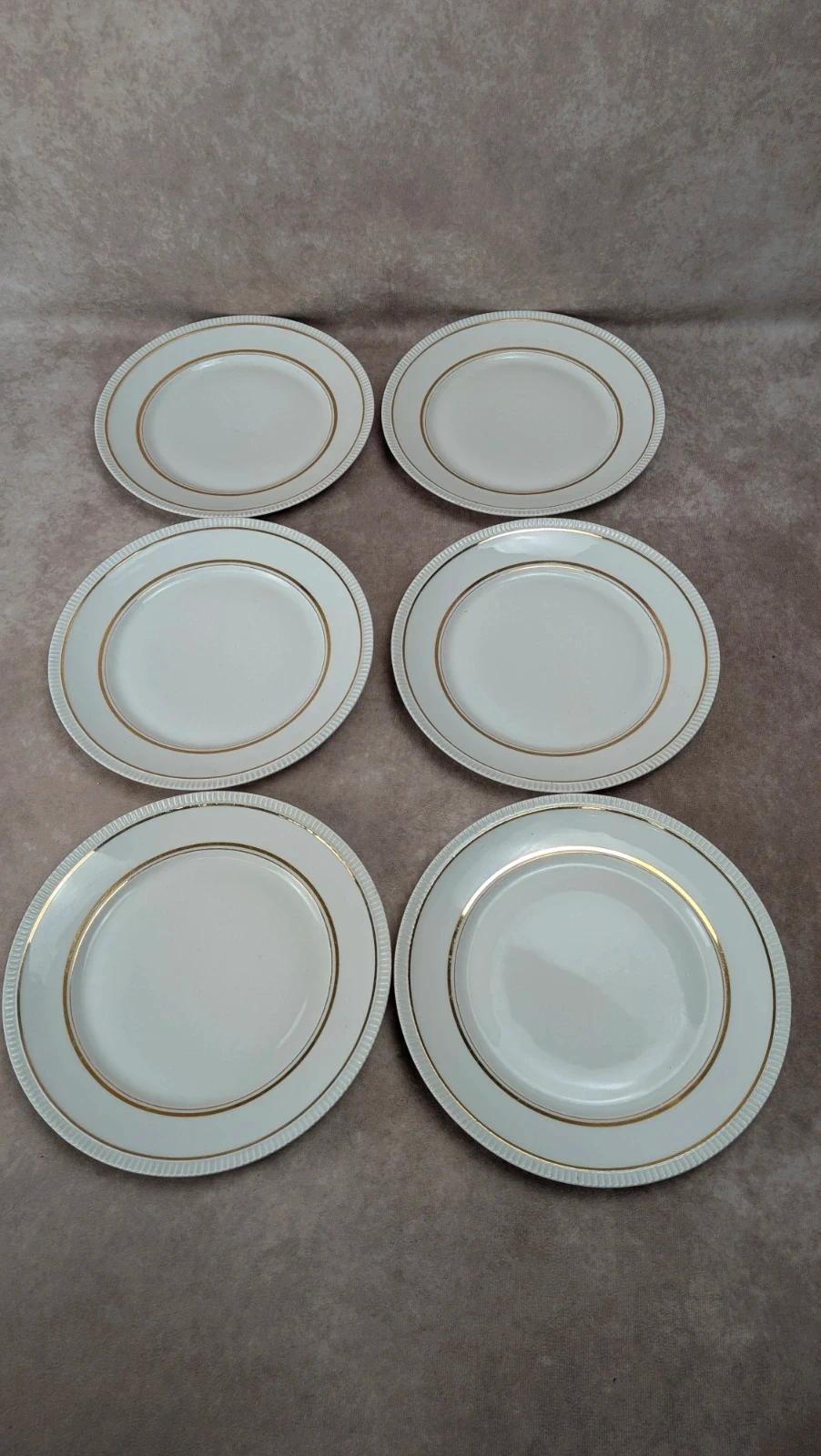 Lot de 6 assiettes plates anciennes porcelaine française