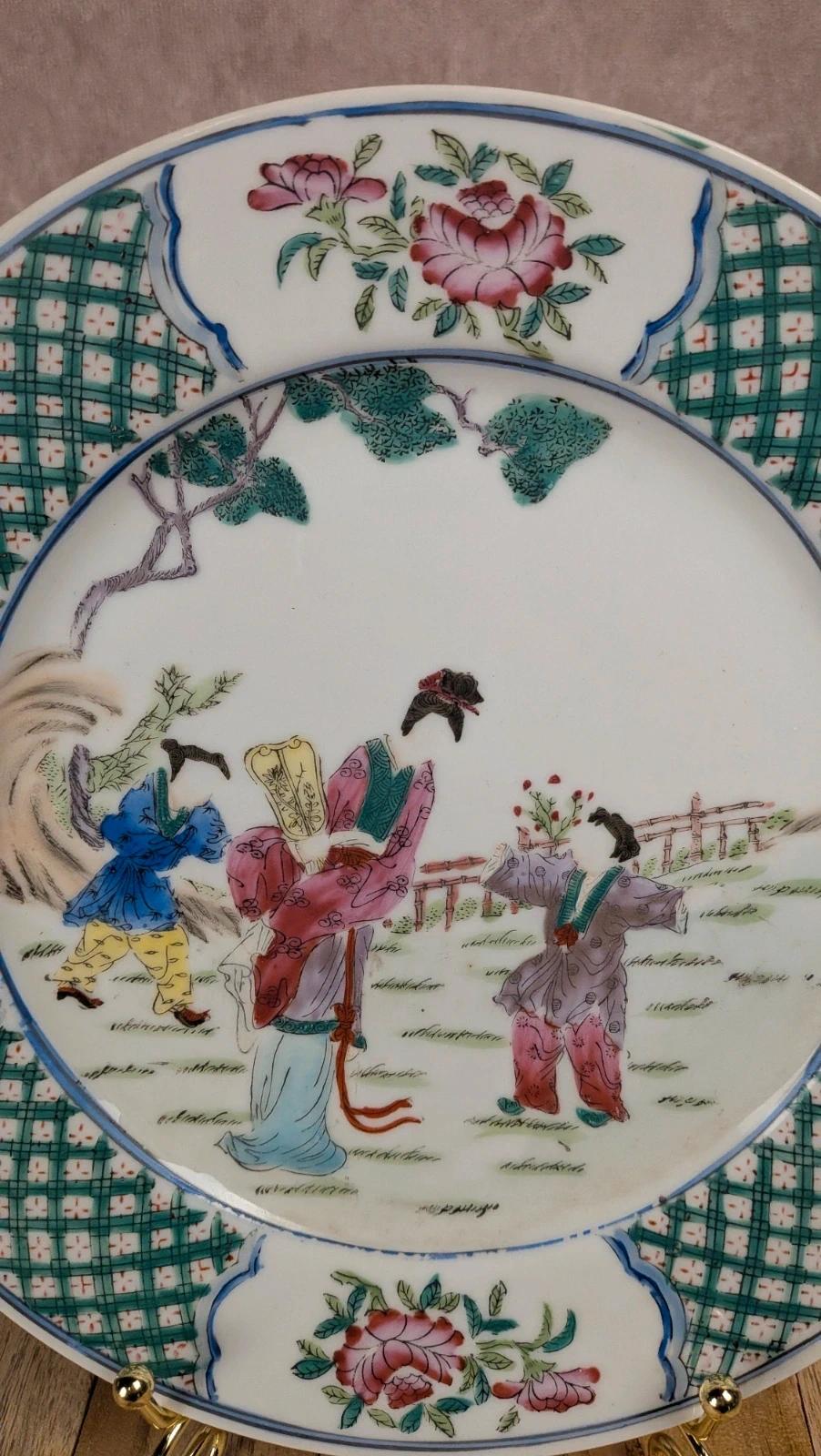 Grande assiette chinoise peinte à la main