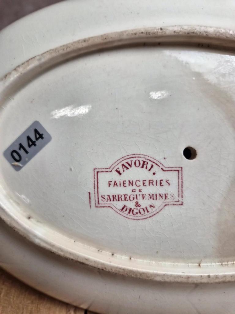 Saucière terre de fer Sarreguemines & Digoin Favori rose oiseaux ancienne