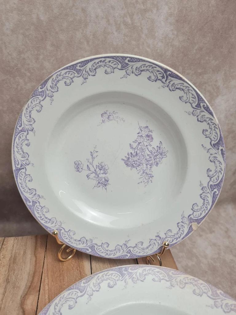 Lot 5 assiettes creuses Terre de Fer Creil & Montereau Service Louis Xv lilas rare