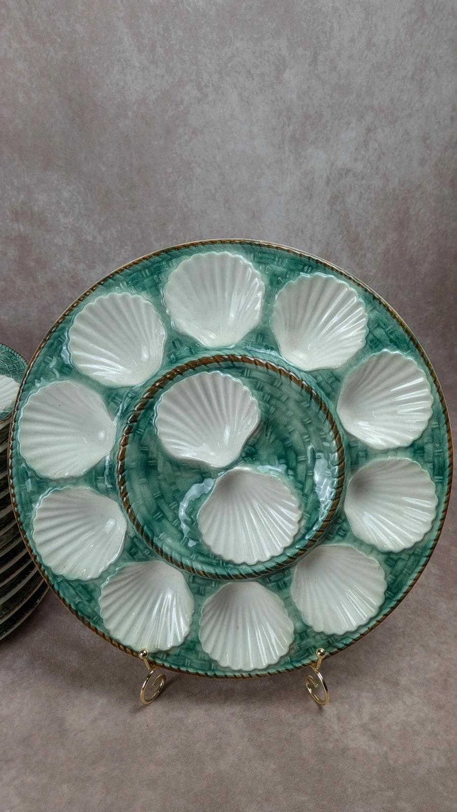 Service 12 assiettes à huîtres + grand plat Longchamp majolique vert coquillage vintage