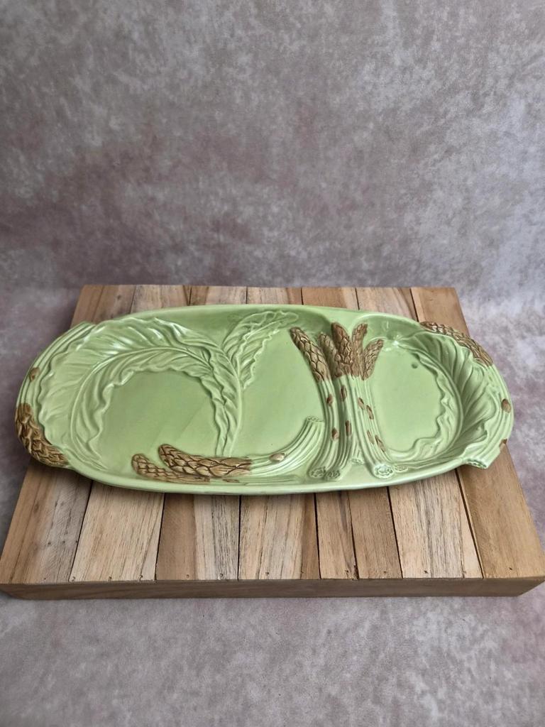 Plat à asperges ancien en barbotine – Plateau avec égouttoir amovible