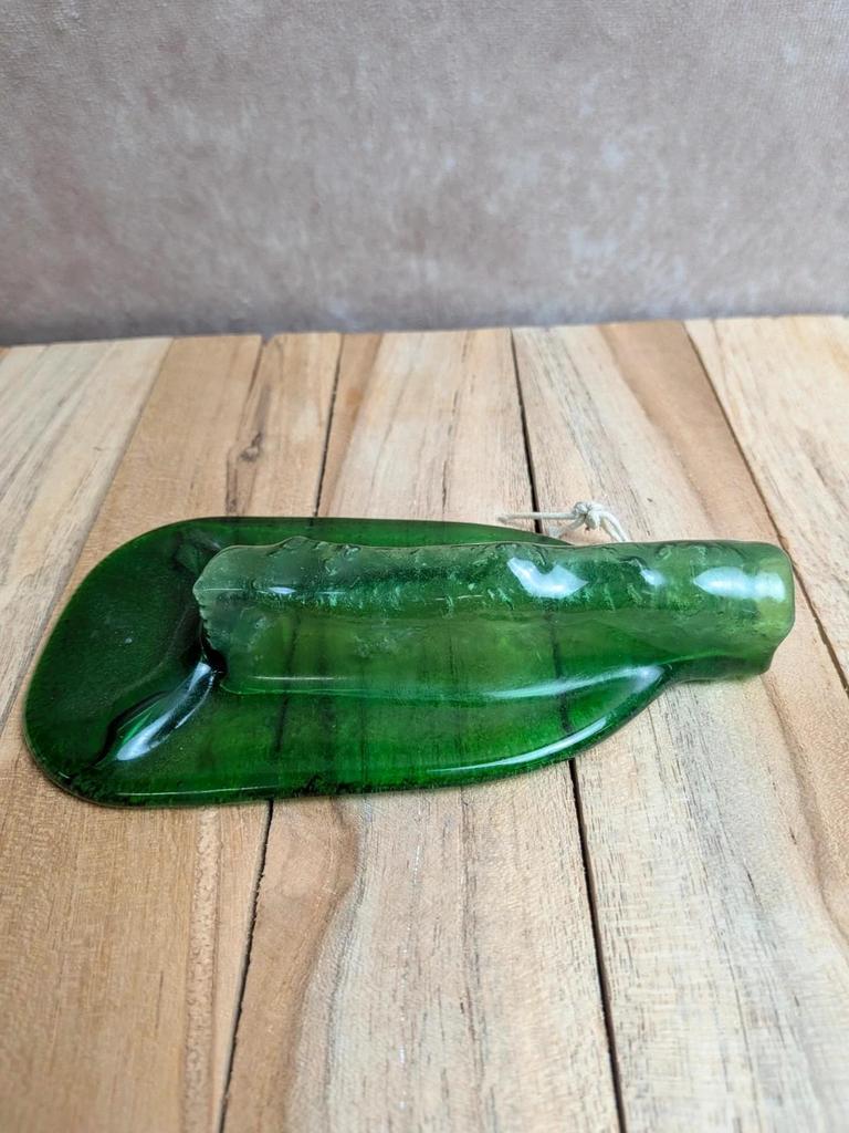 Soliflore mural en verre vert – style Art déco
