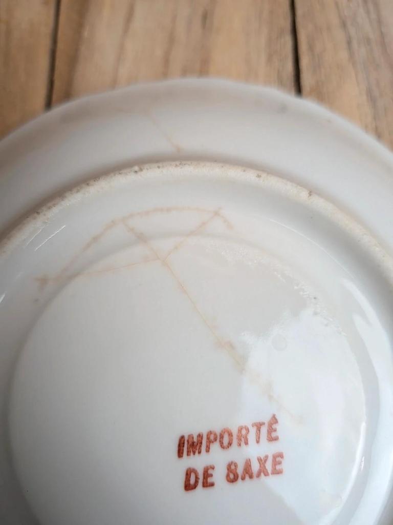 Tasse et soucoupe anciennes en porcelaine de Saxe – La Samaritaine