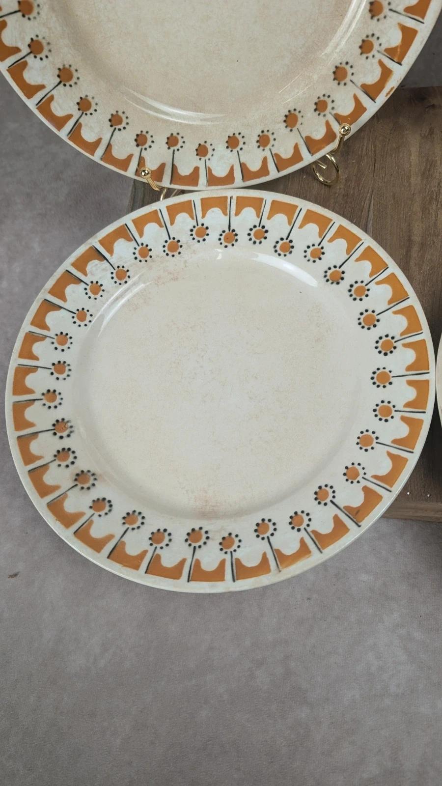 Lot de 4 assiettes Badonvillers France – modèle Radio
