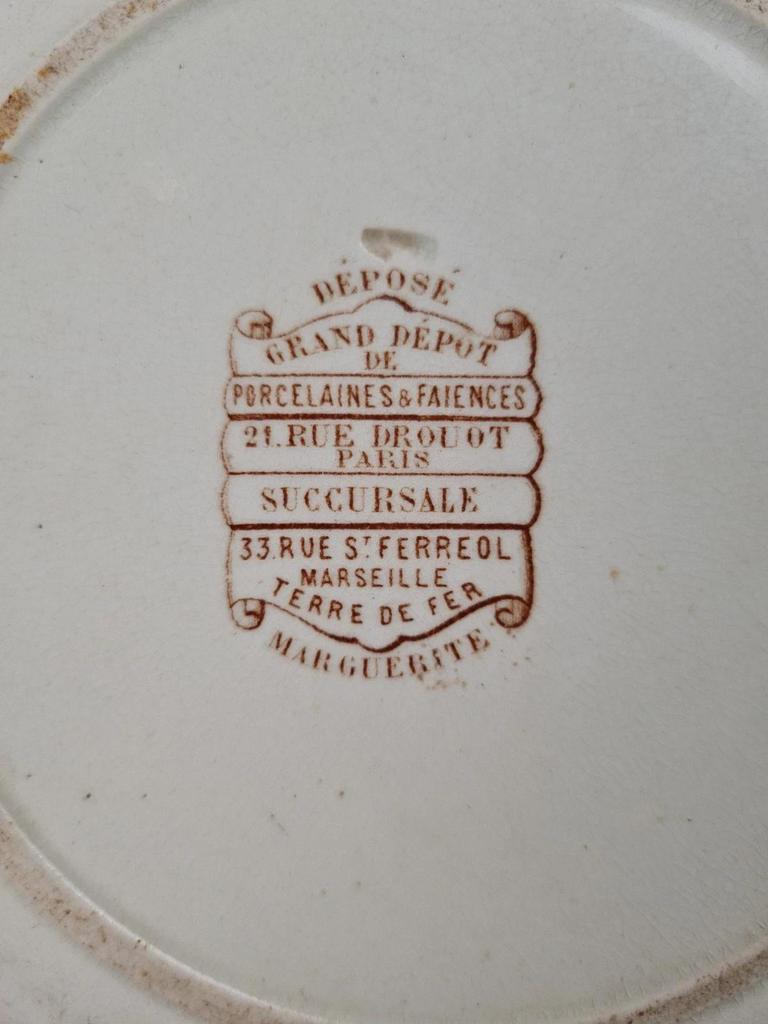 Assiette creuse ancienne Marguerite 🌿 Grand Dépôt Paris Marseille
