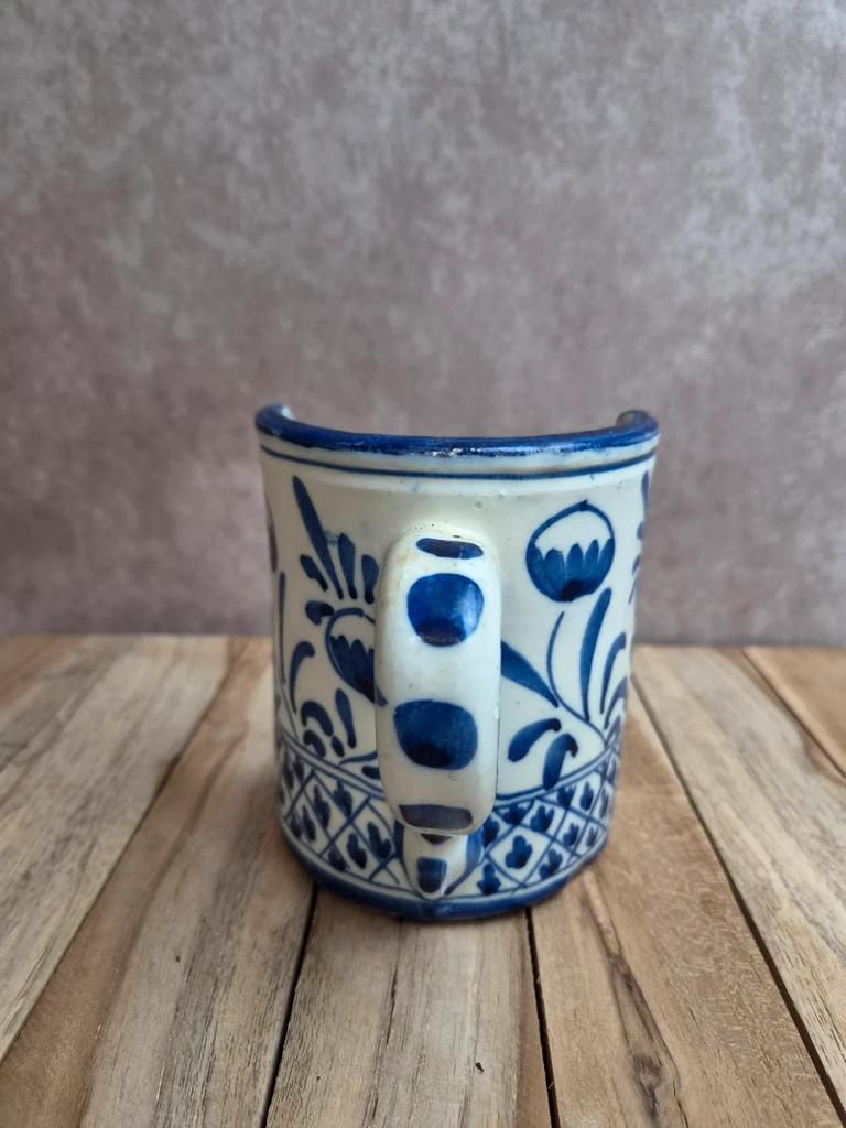 Bougeoir de chambre vintage en faïence bleu et blanc – décor peint main