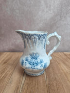 Pot à lait ancien Saint-amand et Hamage Régence terre de fer bleu