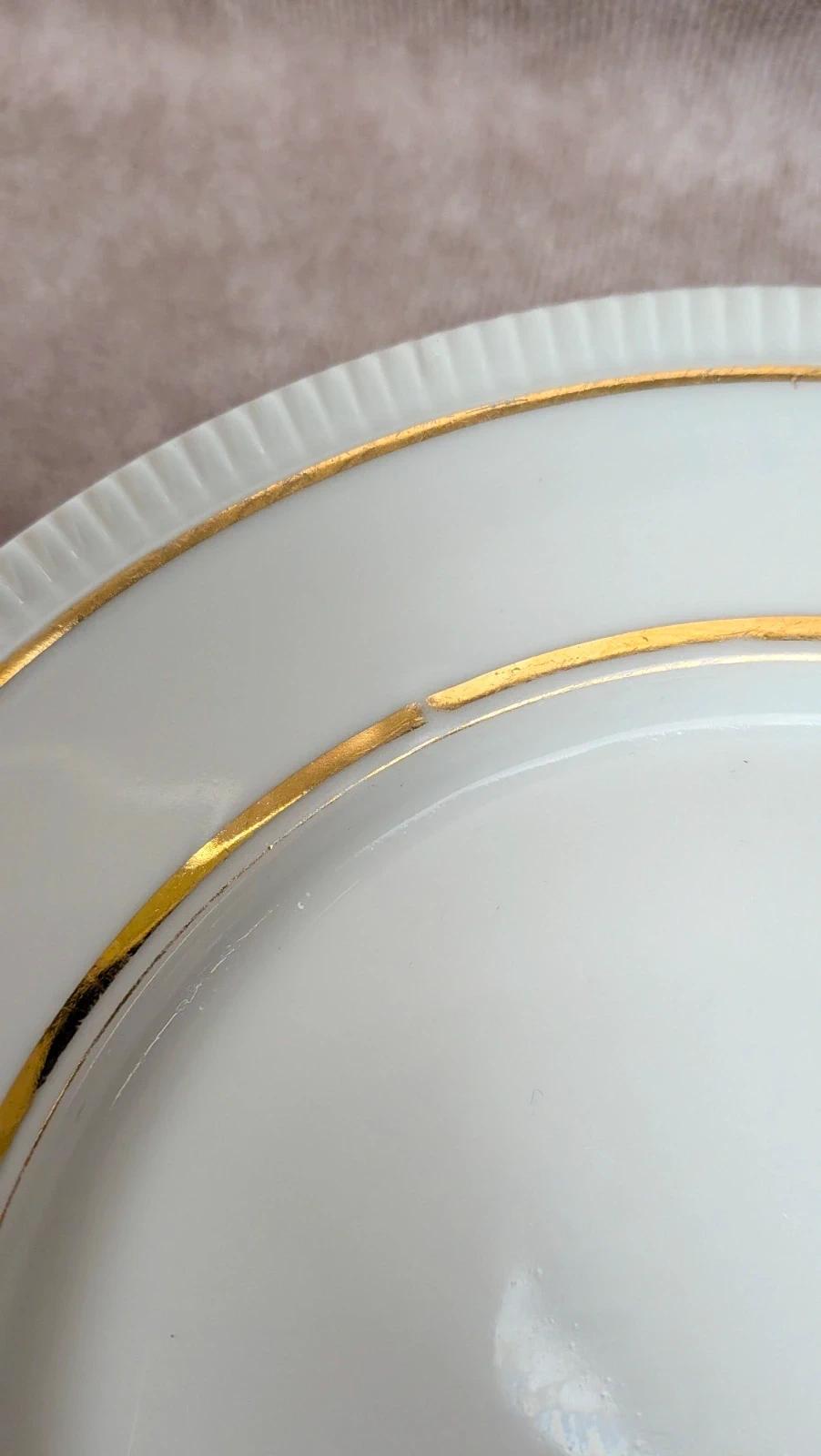 Lot de 6 assiettes à dessert anciennes porcelaine française liseré doré