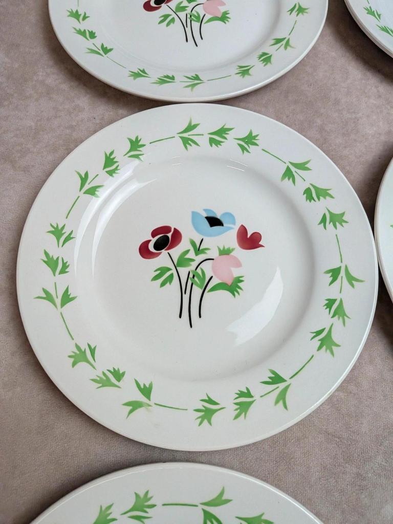 Lot de 6 assiettes plates en terre de fer Digoin Sarreguemines – Modèle Poupette – Vintage