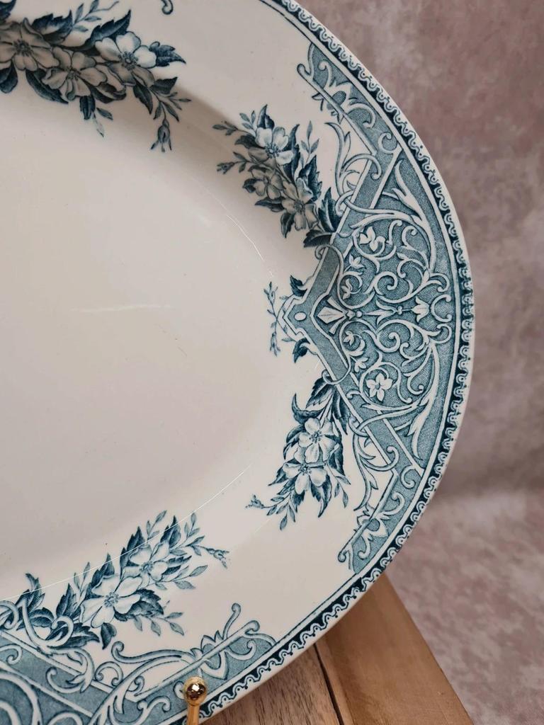 Plat ovale ancien terre de fer Alice Boch Frères Keramis Bkf décor bleu Art Nouveau