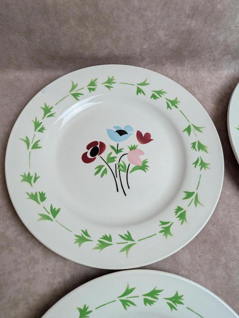Lot de 6 assiettes plates en terre de fer Digoin Sarreguemines – Modèle Poupette – Vintage