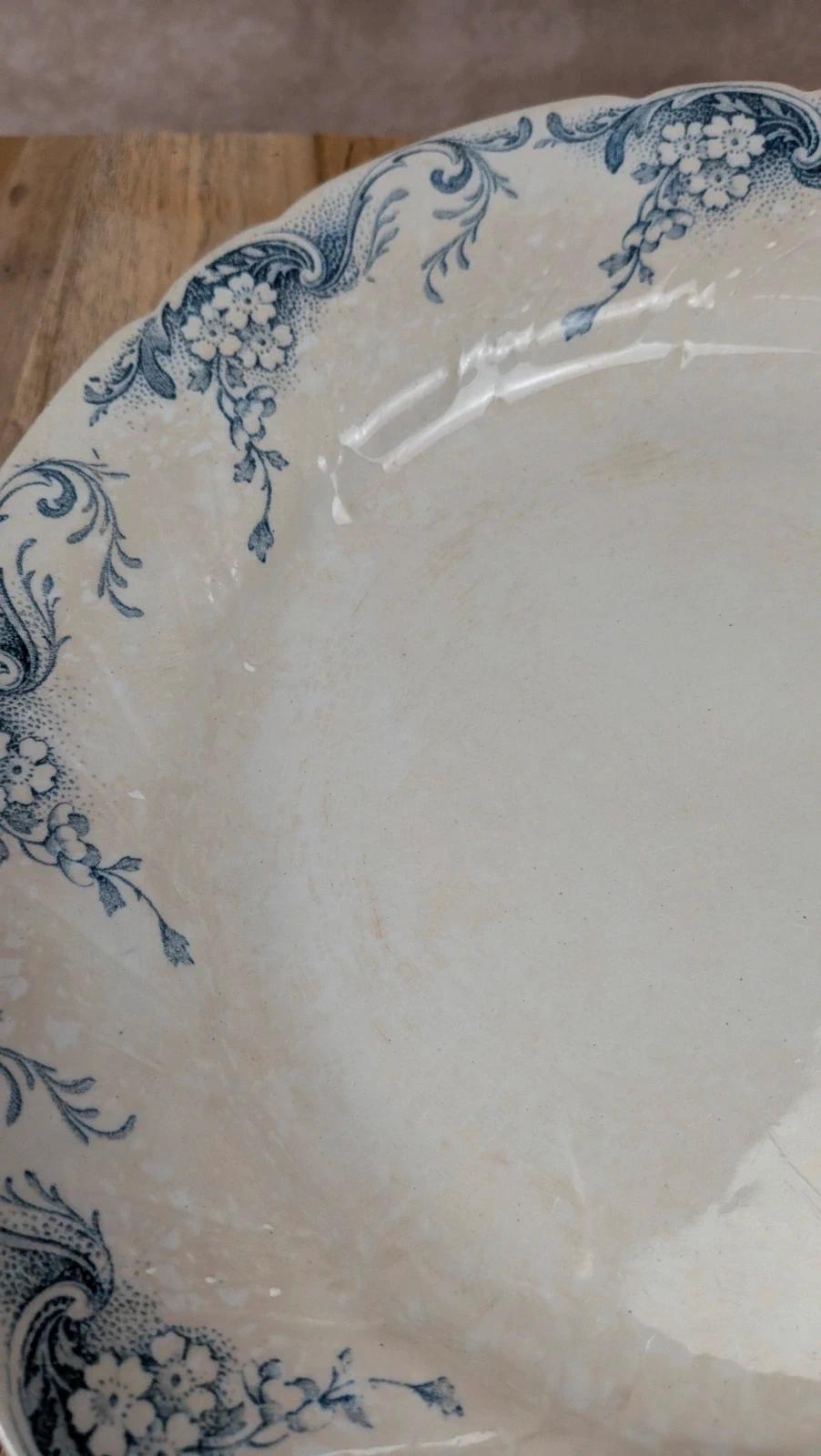 Plat sur pied ancien Kg Lunéville modèle Angèle