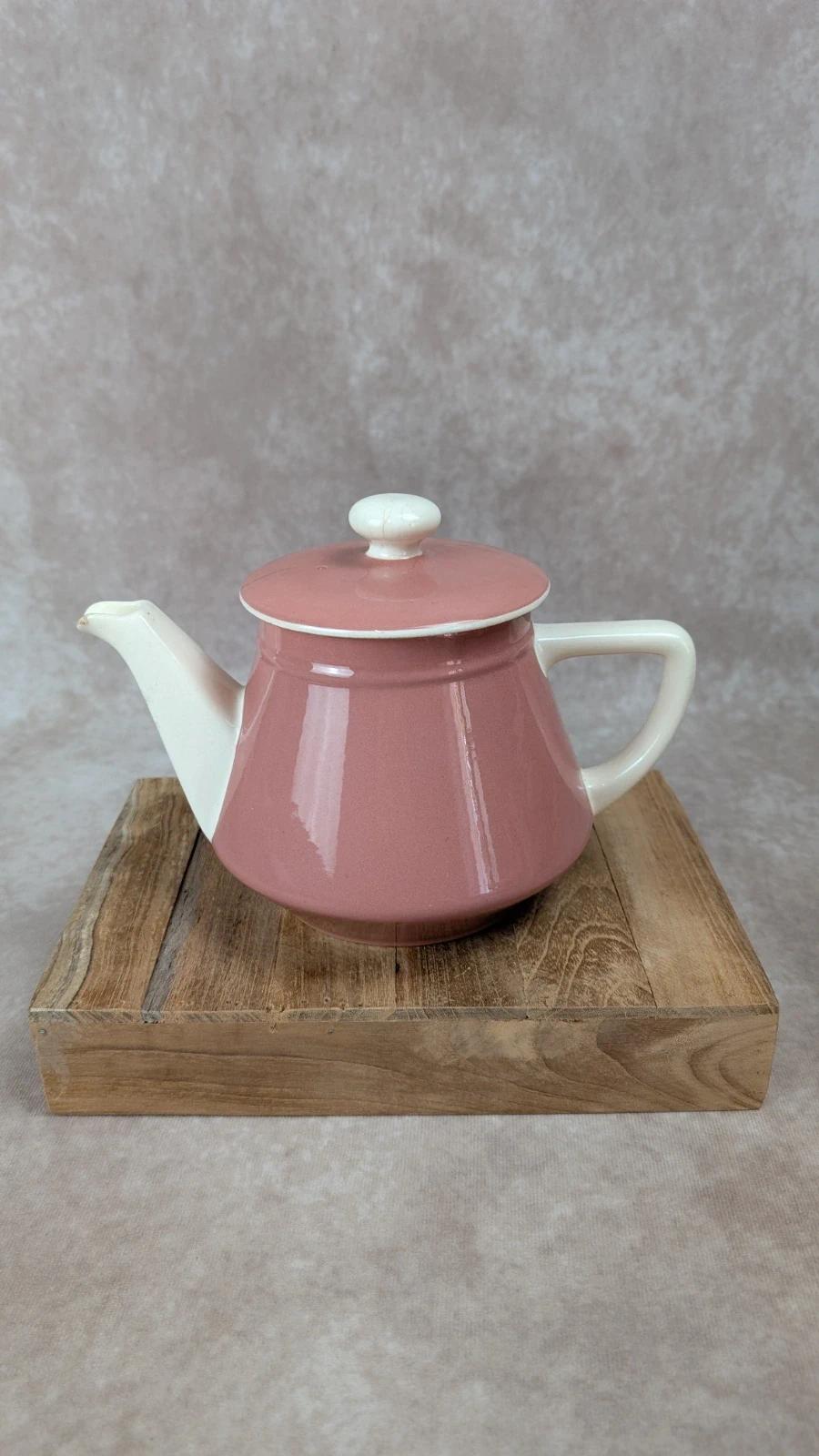 Théière vintage Villeroy & Boch Salam France rose poudré