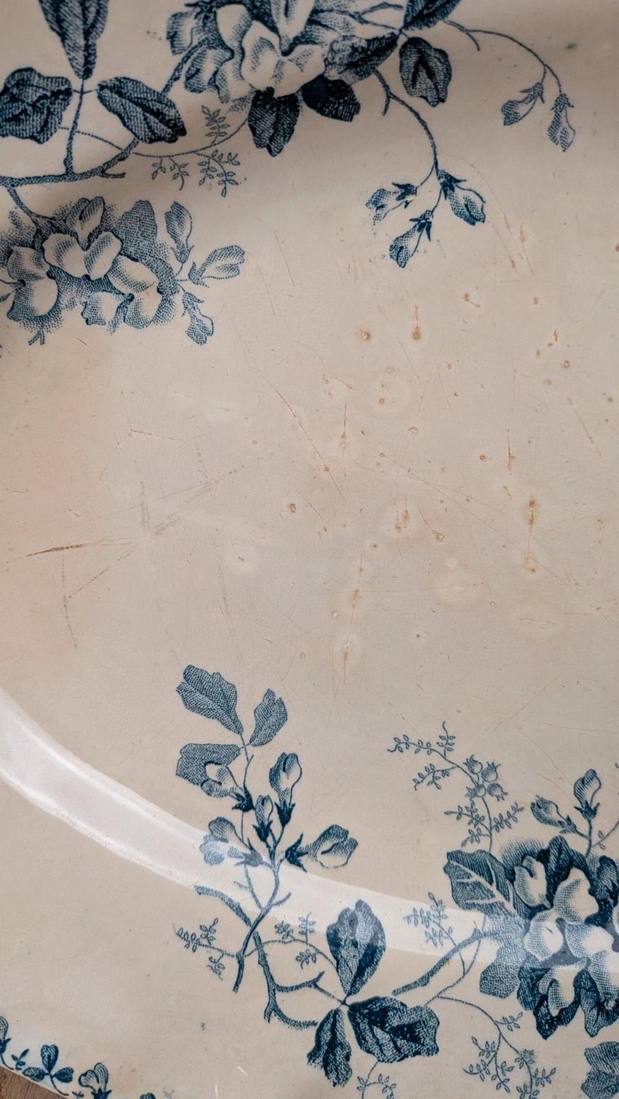 Plat ovale ancien Saint-amand Hamage modèle Acacia