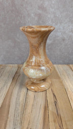 Vase décoratif en onyx gravé